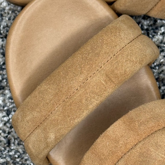 Steve Madden Suede Double Strap Sandals – New Without Tags – Chic Casual Slides - Picture 8 of 8
